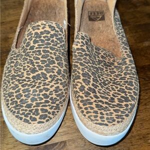 Reef Leopard Print Casual Slip-Ons